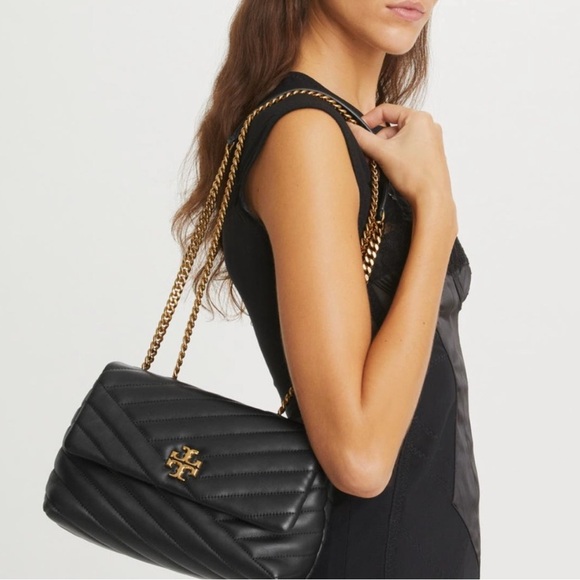 Tory Burch Black Quilted Bag with Gold Chain - Picture 1 of 6